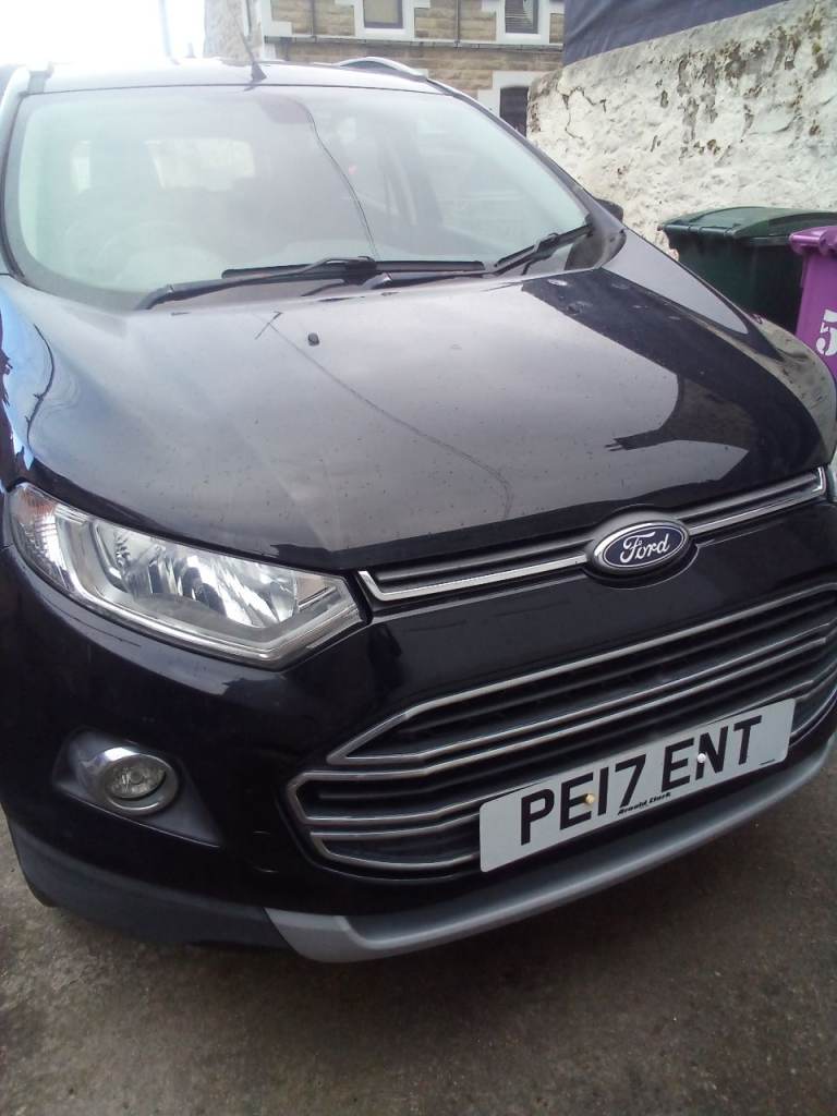 Ford Ecosport Titanium SUV.