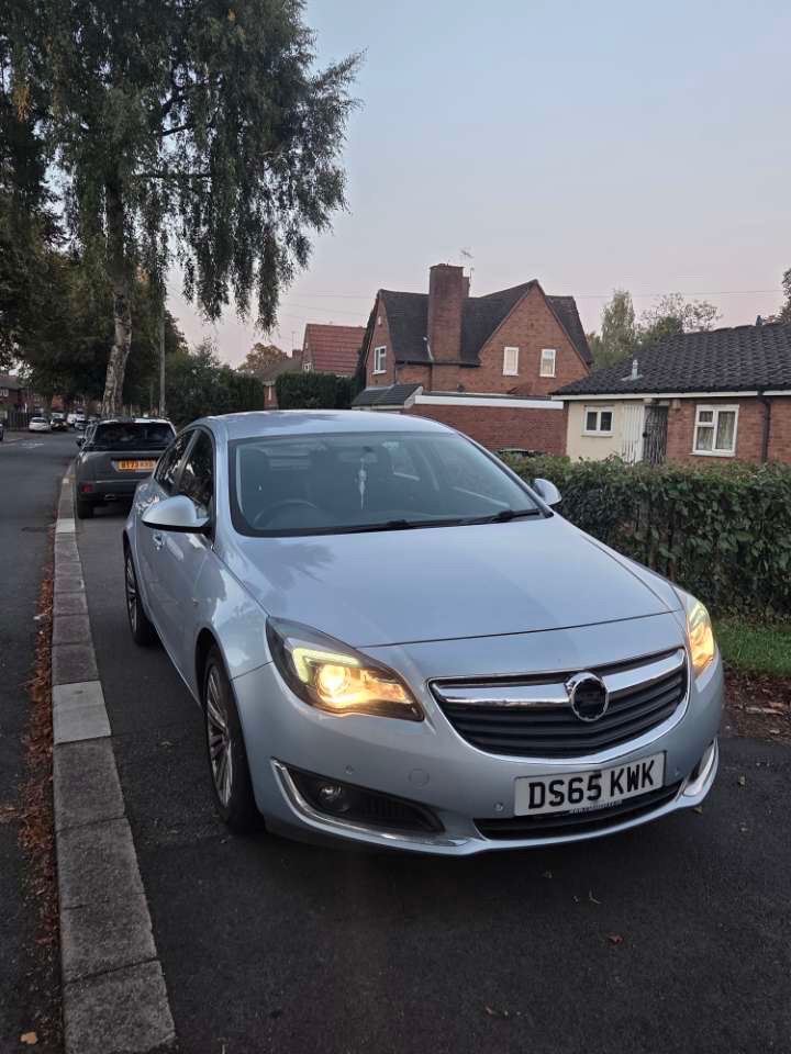 Vauxhall, INSIGNIA, Hatchback, 2015, Manual, 1796 (cc), 5 doors