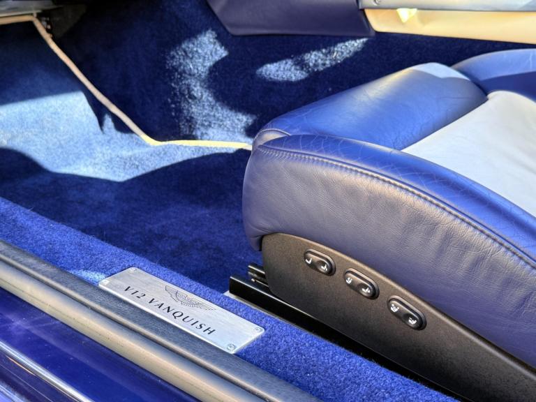 2004 Aston Martin Vanquish 5.9 Coupe 2dr Petrol Manual (396 g/km, 460 bhp) COUPE Petrol Manual