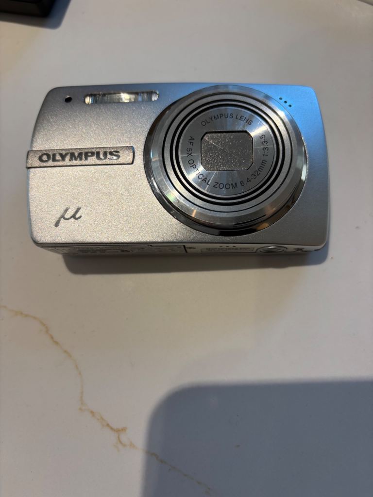 Olympus Stylus 820