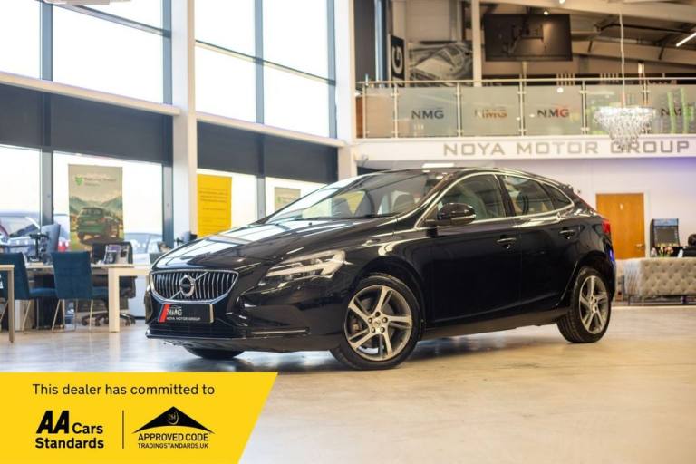 2016 Volvo V40 D4 [190] Inscription 5dr Geartronic HATCHBACK DIESEL Automatic