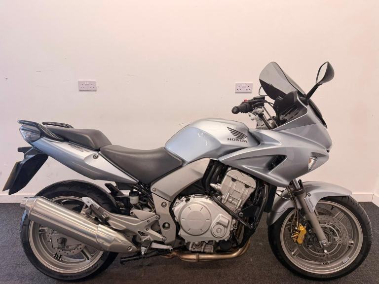 HONDA CBF1000 ** FLY SCREEN - LONG MOT - WARRANTY ** 