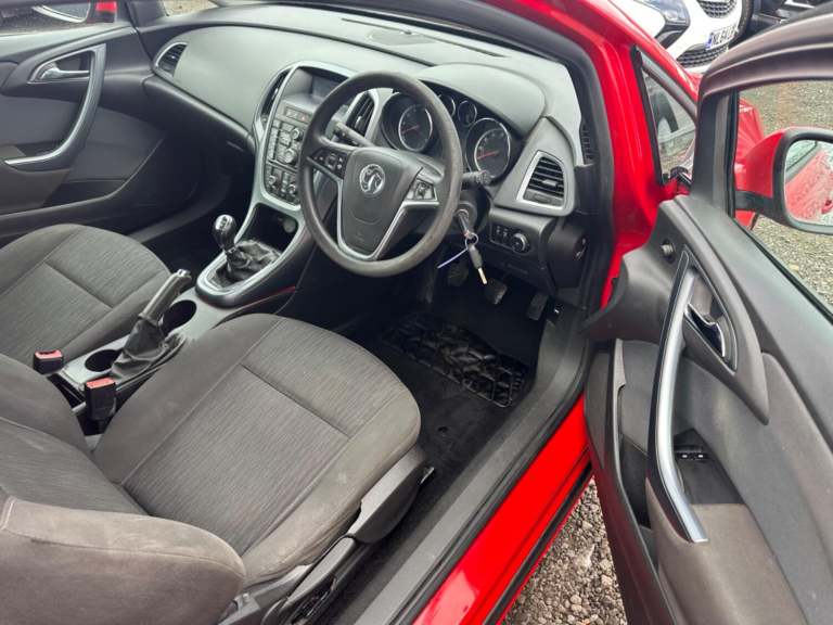 VAUXHALL ASTRA GTC 1.6 T 16V Sport 2012