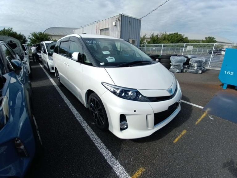 2012 Toyota Estima 2.4 8 SEATER MPV Petrol Automatic