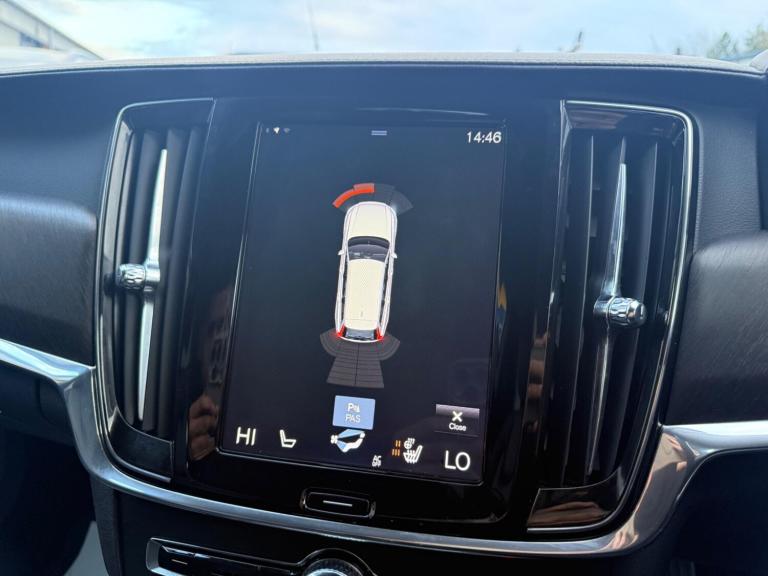 2018 Volvo V90 2.0 D4 Cross Country Pro 5dr AWD Geartronic ESTATE DIESEL Automatic