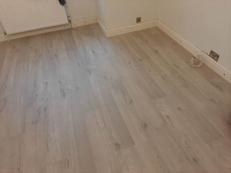 .Carpet-vinyl-Laminate-Lvt-Spc-wood-floors.
