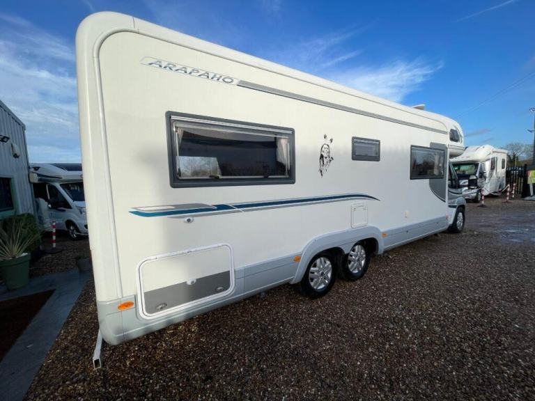 Auto-trail Arapaho 4 Berth 4 Belt End Lounge Motorhome automatic