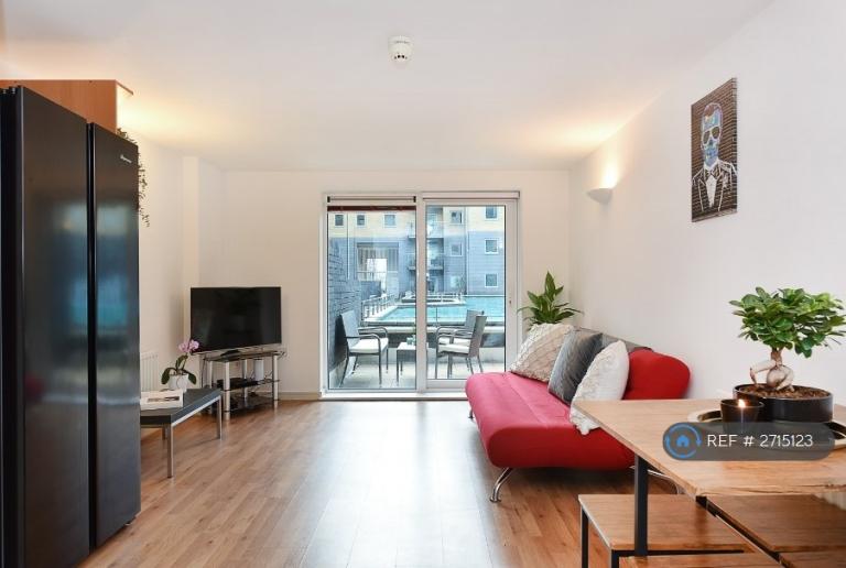 1 bedroom in Argyll Road, London, SE18 (#2715123)