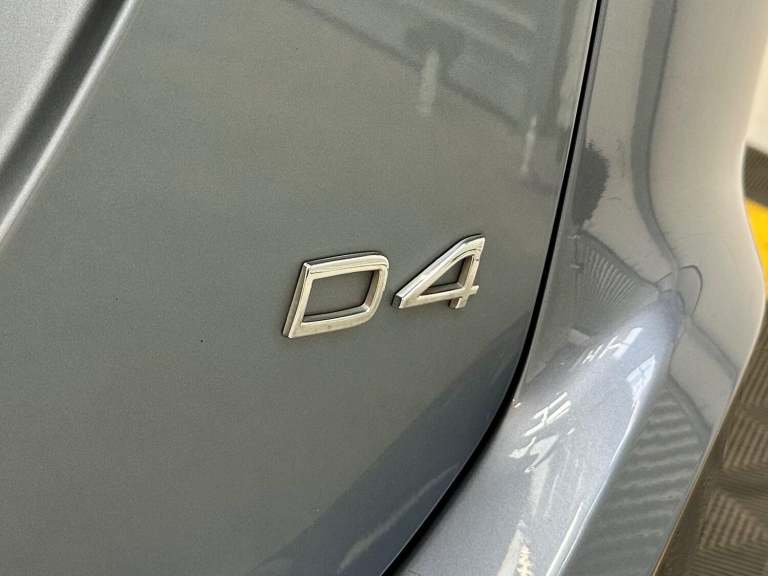 VOLVO XC60 2.0 SE Lux Nav D4 2017