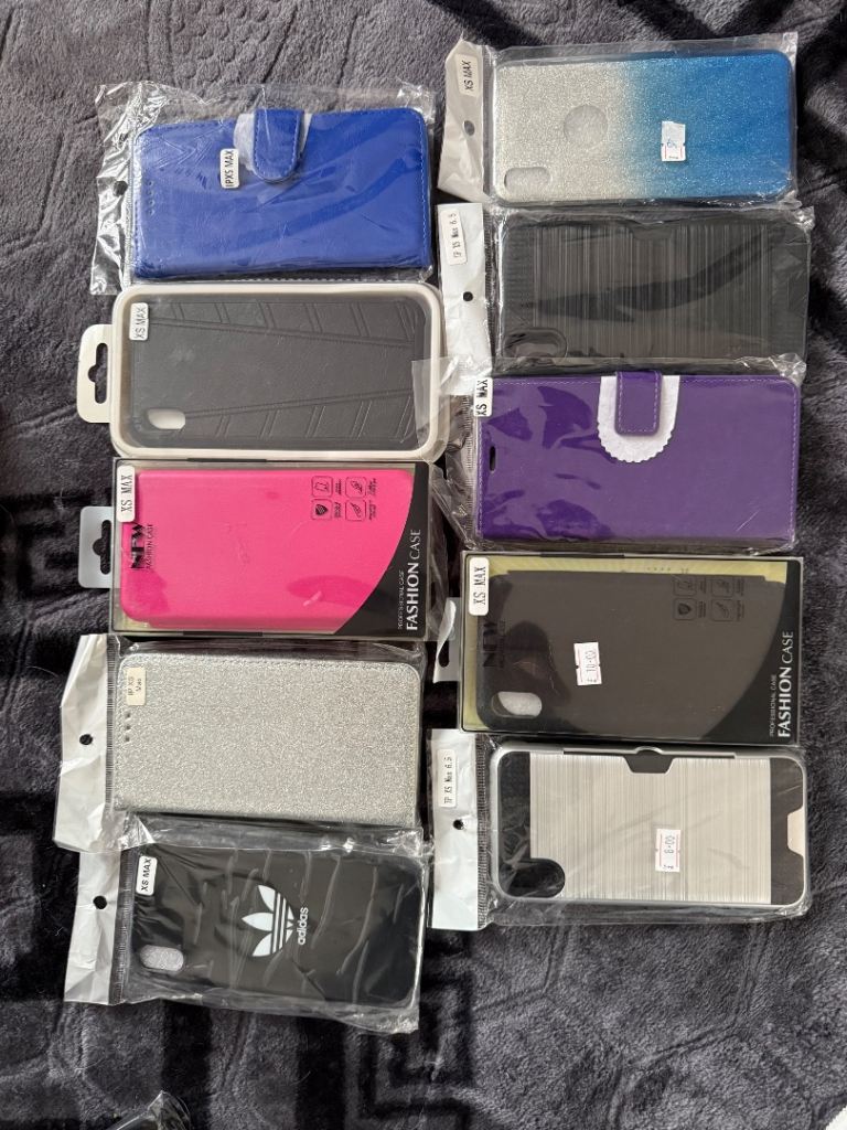 Xs max phone case bundle 