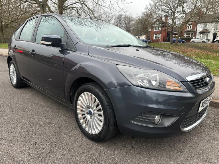 2010 Ford Focus 1.6 Titanium 5dr HATCHBACK Petrol Manual
