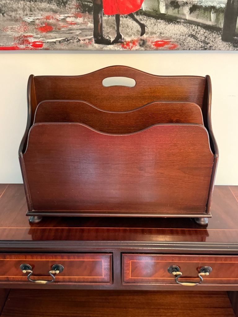 Vintage Retro Canterbury Style Magazine & Newspaper Rack 3-Compartment Holder