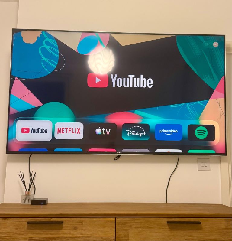 65" Sony TV KD65XH