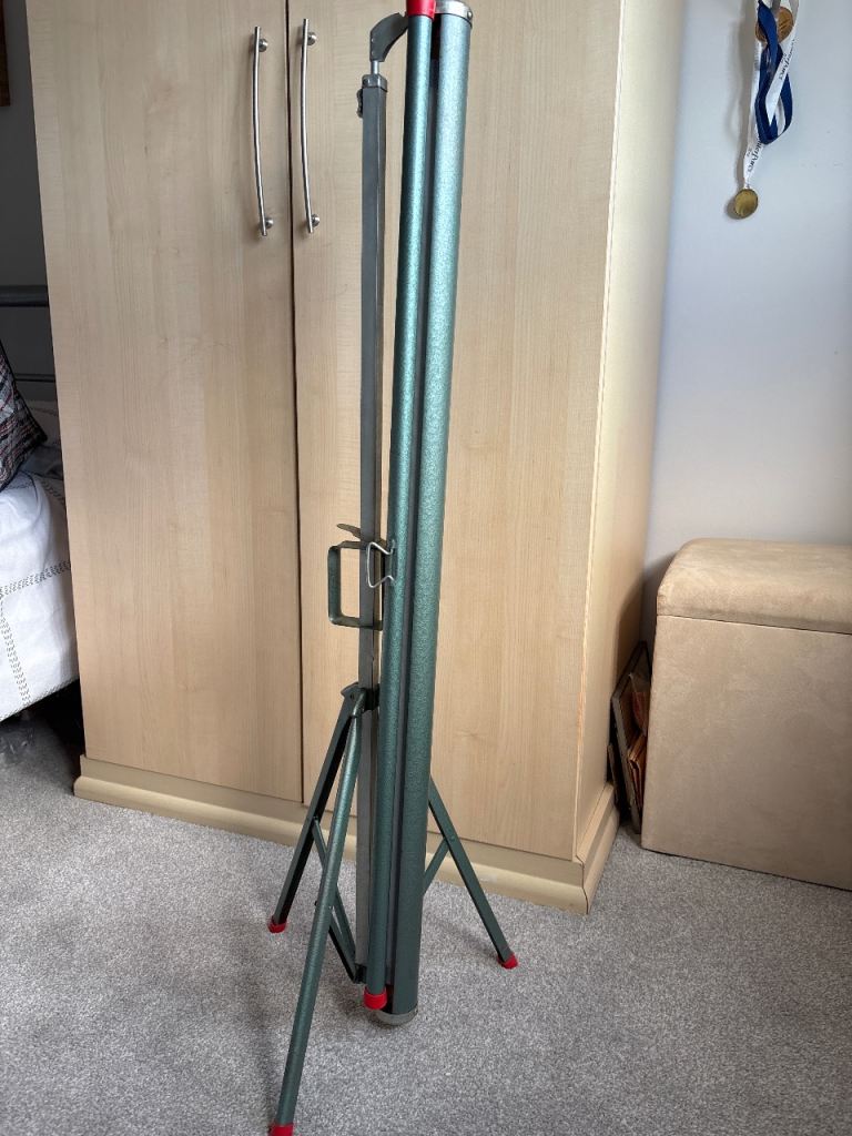  Vintage projector screen 