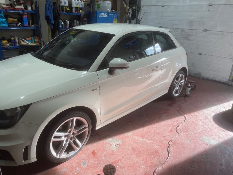 Audi A1 1.6 tdi S line 