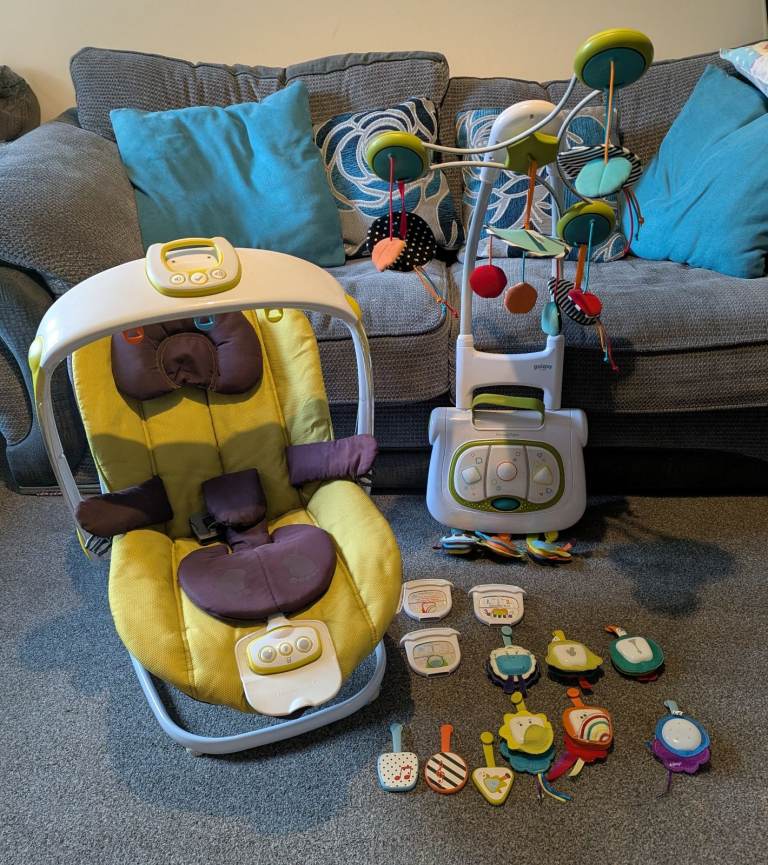 Mamas & Papas Magic Galaxy Interactive Mobile & Astro Cradle Bouncer Bundle