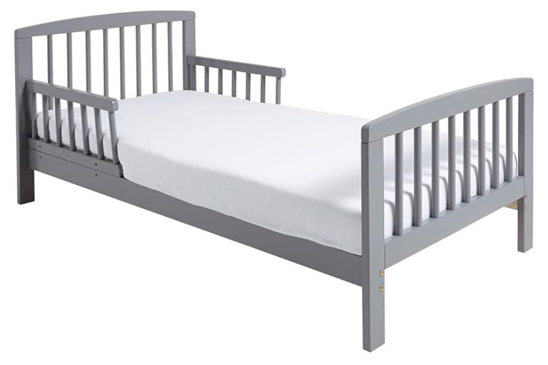 Toddler bed brand new 