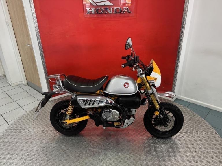 2025 '25' Honda Z125 Monkey