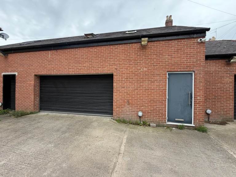 Storage Facility to Let – Central Bishop Auckland