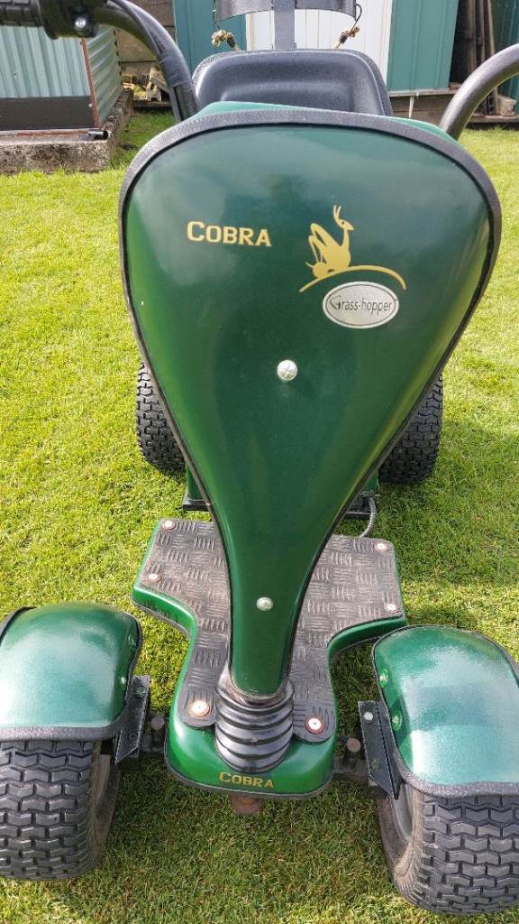 Grasshopper Cobra Single Seat Golf Buggy with lithium battery