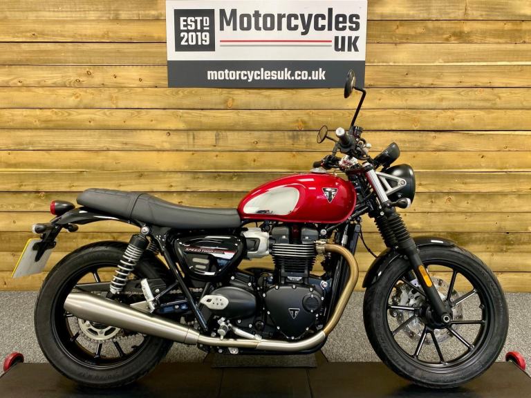 2023 Triumph Speed Twin 900 Chrome Edition, Only 2,370 Miles, FSH
