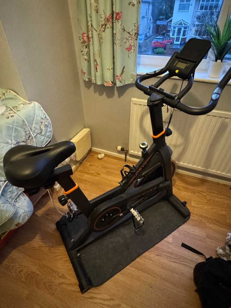 Urevo exercise bike