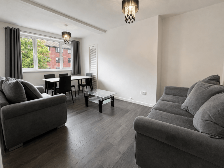 2 bed flat to rent