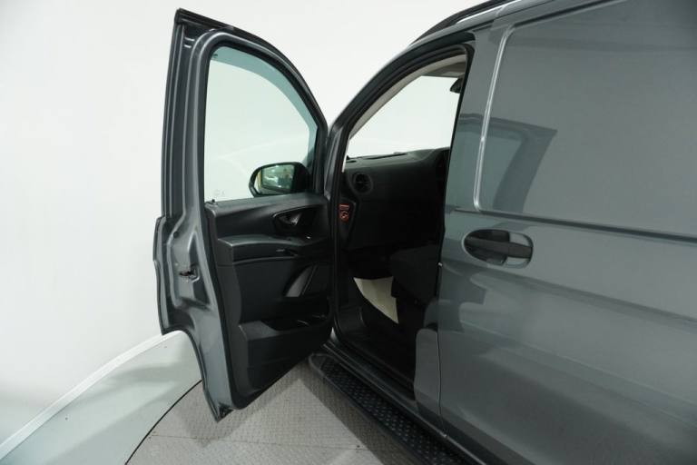 2021 Mercedes-Benz Vito 2.0 114 CDI Premium Panel Van 5dr Diesel G-Tronic RWD L2 Euro 6 (s/s) (LW...