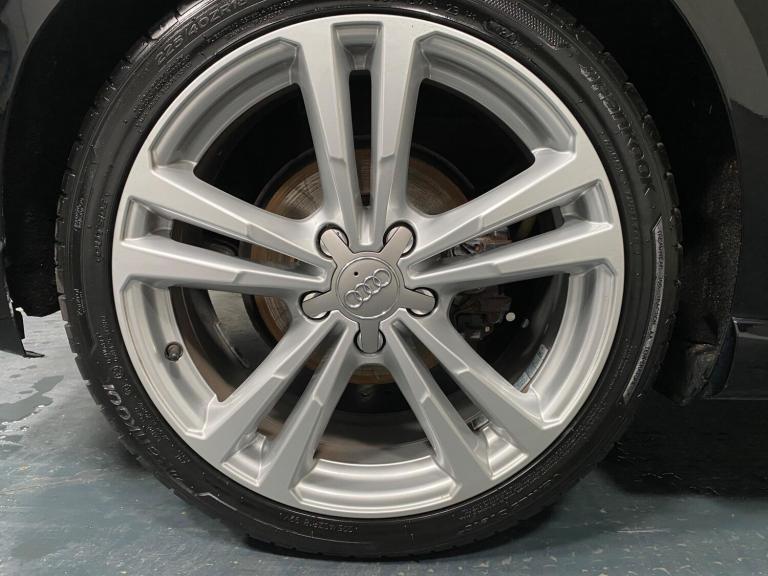 2017 Audi A3 1.5 TFSI CoD S line Euro 6 (s/s) 3dr HATCHBACK Petrol Manual