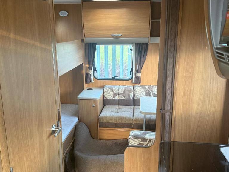 2011 Swift Fairway 565 6 Berth fixed bunk beds