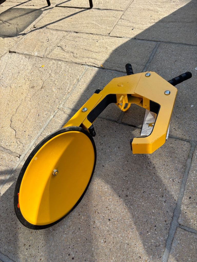Wheel Clamp