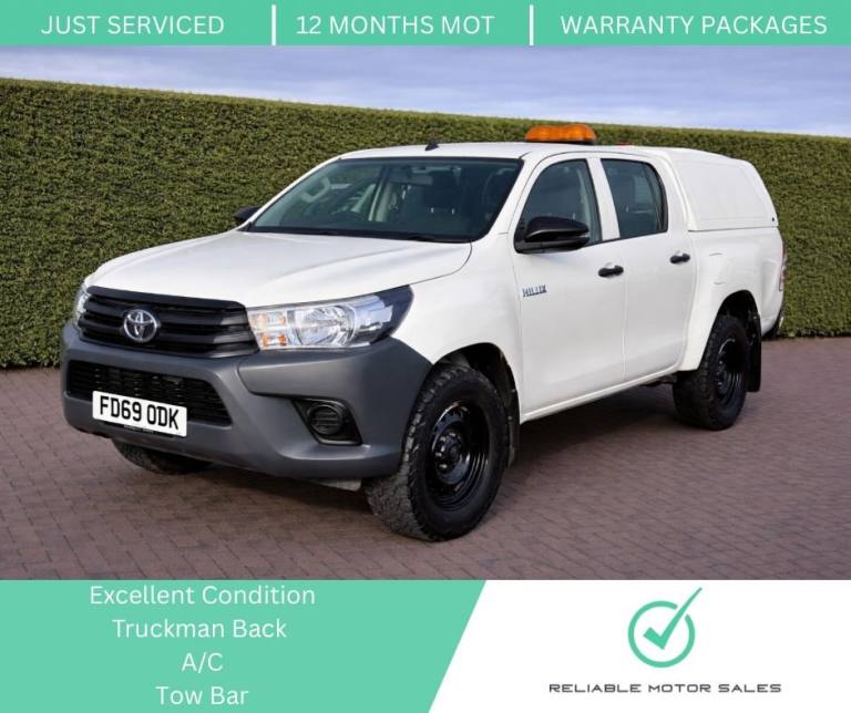 2020 Toyota Hilux 2.4 D-4D Active Pickup Extended Cab 4dr Diesel Manual 4WD Euro 6 (3.5t) (15 PIC...