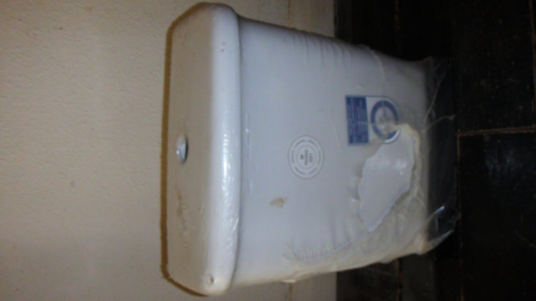 IDEAL STANDARD SPACE CISTERN 6L