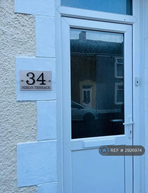 2 bedroom house in Nixon Terrace, Swansea, SA6 (2 bed) (#2926974)