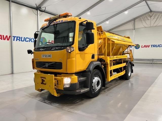 Volvo FE 240 4x2 Day Cab Gritter