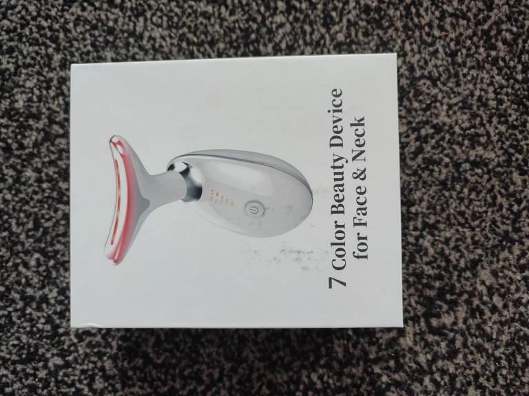 7 Colour Beauty Device for Face & Neck – Brand New
