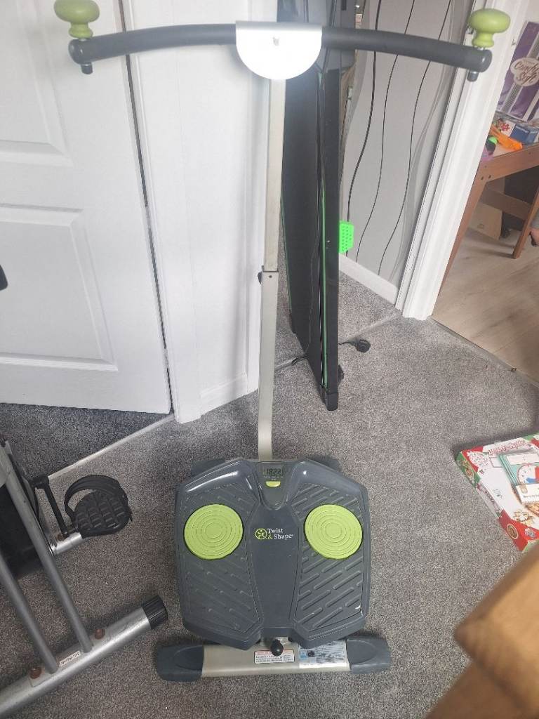 Twist a nd shape exercise machine 