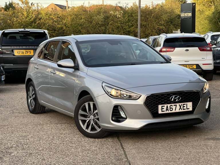 2017 Hyundai i30 1.4 I30 SE NAV 1.4T 140PS +CB Hatchback Petrol Manual