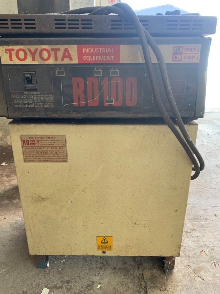 Toyota RD100 48V 3 Phase 48V 70A Forklift  Battery Charger for Electric Forklift