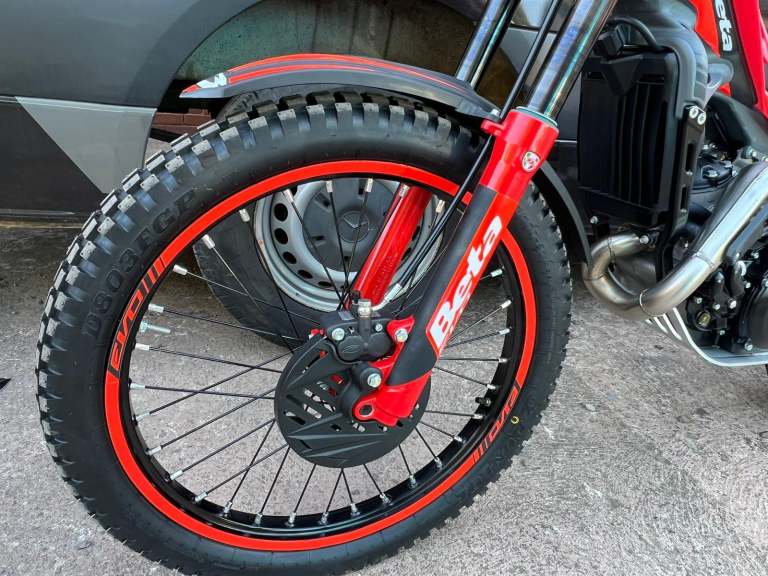 2025 Beta EVO 2T 125cc Trials Bike - High Spec 2-Stroke Off-Road Schoolboy Fun