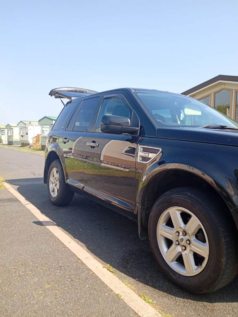 Land Rover, FREELANDER, Estate, 2011, Other, 2179 (cc), 5 doors