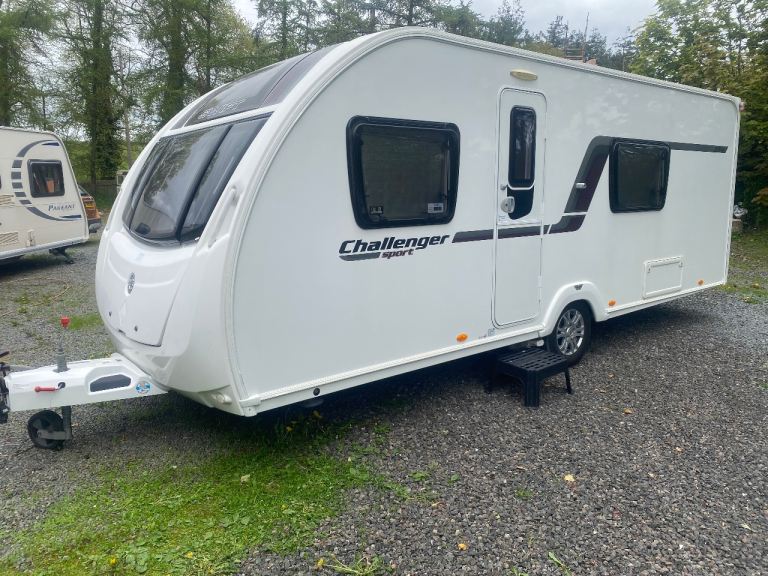 2014 swift challenger 554 model 4 berth motor mover solar panel one owner 