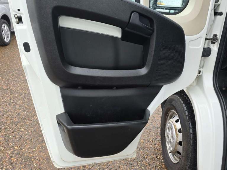 2020 Citroen Relay 2.2 BlueHDi H2 Van 140ps Enterprise PANEL VAN DIESEL Manual