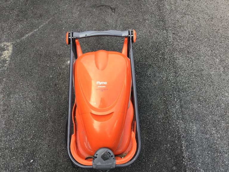 Flymo Hover Lawnmower 