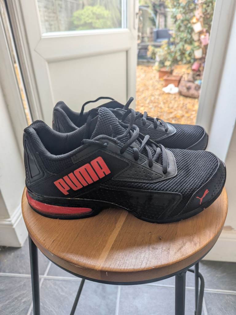 Puma size 7 trainers 