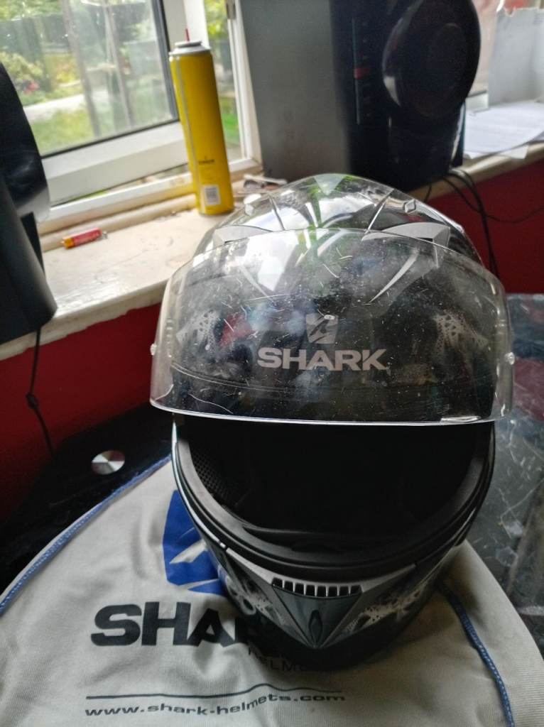 Shark motorcycle helmet large