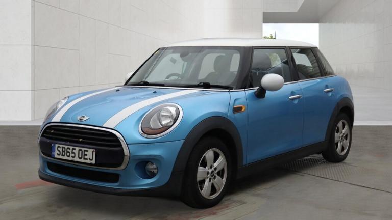 MINI HATCH 1.5 5-Door Hatch Cooper 2015