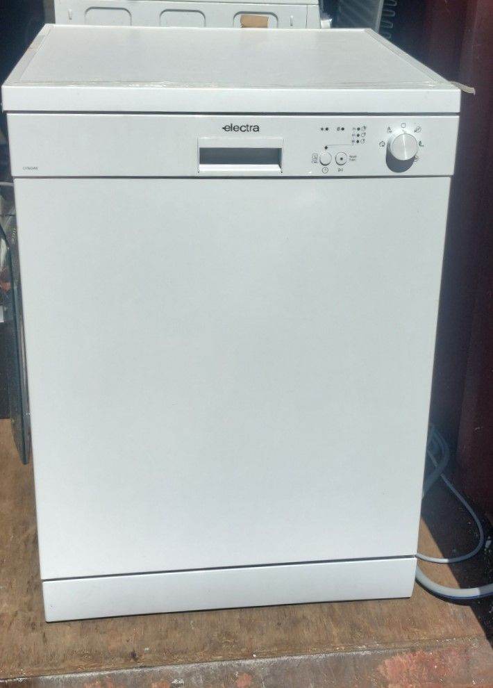 Electra Full Size Dishwasher- 1 Year Old