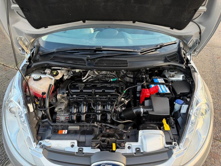 2010 Ford Fiesta 1.25 Zetec 5dr [82] HATCHBACK Petrol Manual