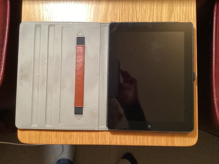 Apple I pad 4th generation